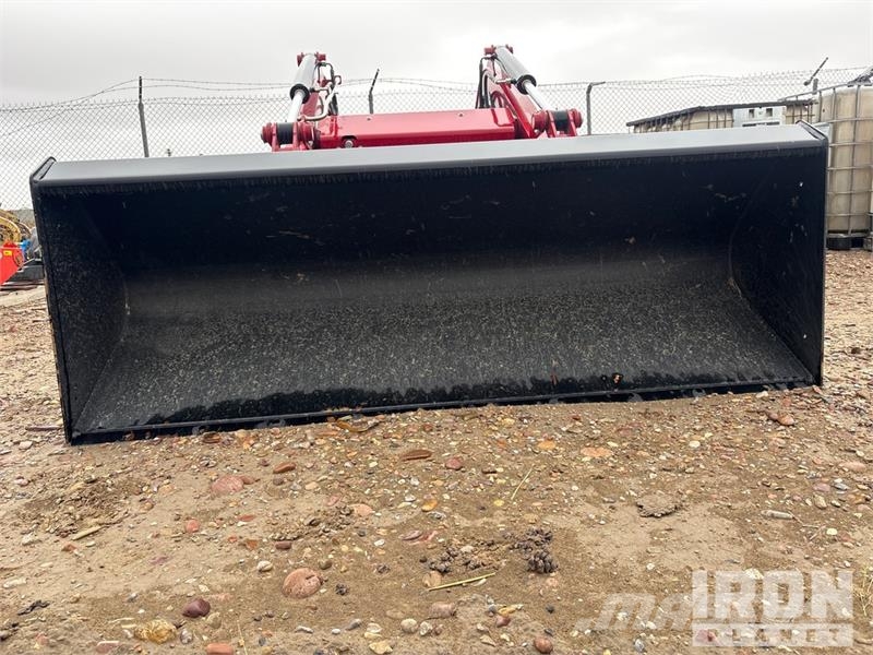 Case IH L630 84 in 2-Point Front Loader Attachment Front loader accessories