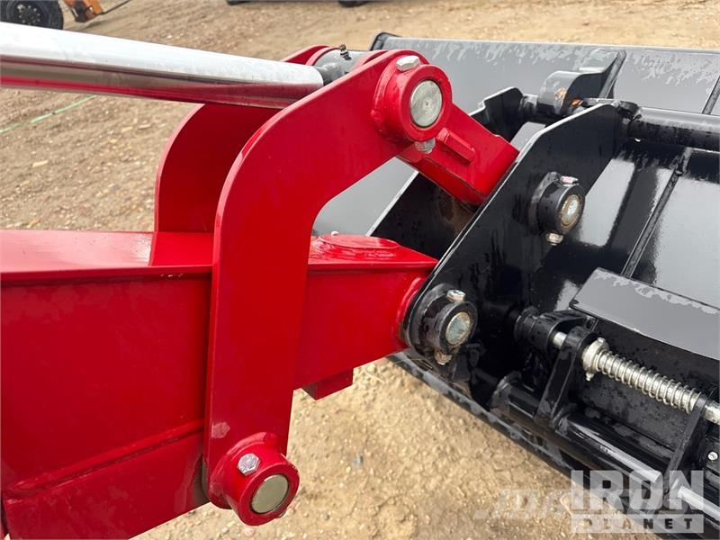Case IH L630 84 in 2-Point Front Loader Attachment Front loader accessories