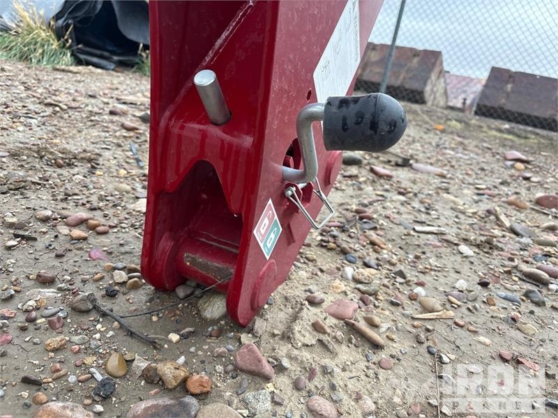 Case IH L630 84 in 2-Point Front Loader Attachment Front loader accessories