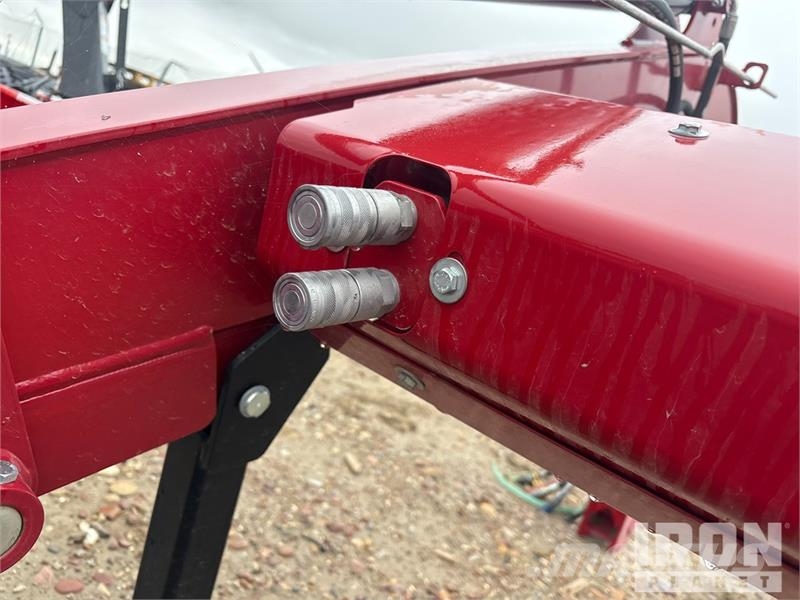 Case IH L630 84 in 2-Point Front Loader Attachment Front loader accessories