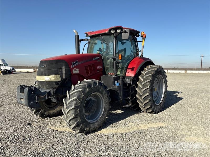 Case IH Puma 240 4WD Tractor Traktorji