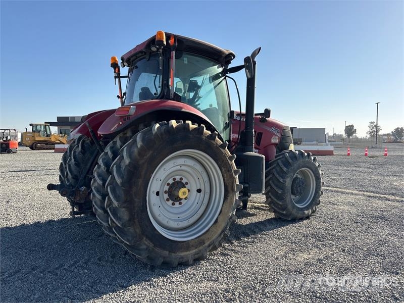 Case IH Puma 240 4WD Tractor Traktorji