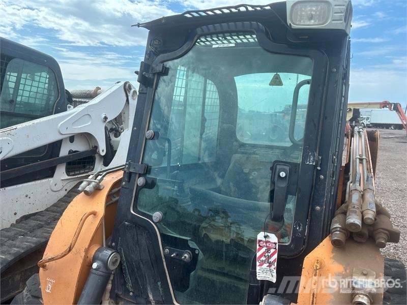 CASE SR200 Skid steer mini nakladalci