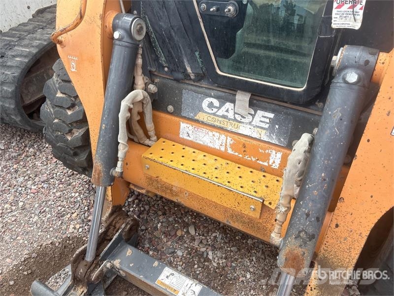 CASE SR200 Skid steer mini nakladalci