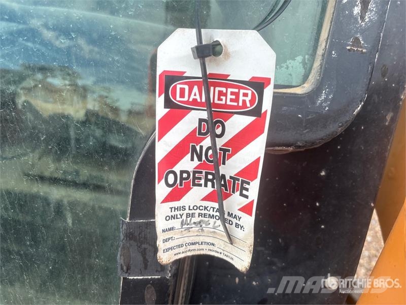 CASE SR200 Skid steer mini nakladalci