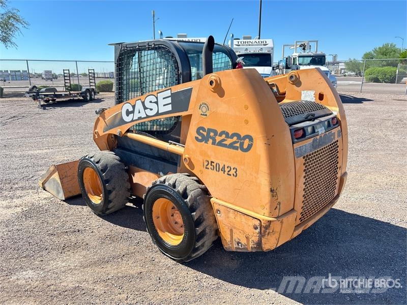 CASE SR220 Minicargadoras