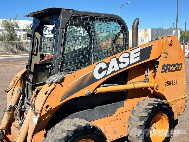 CASE SR220 Minicargadoras