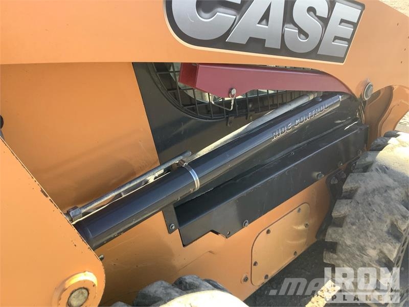 CASE SR250 Minicargadoras