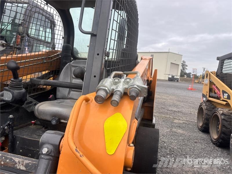 CASE SV185 Skid steer loaders