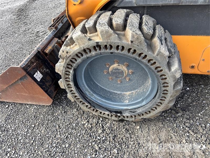 CASE SV340 Skid steer loaders