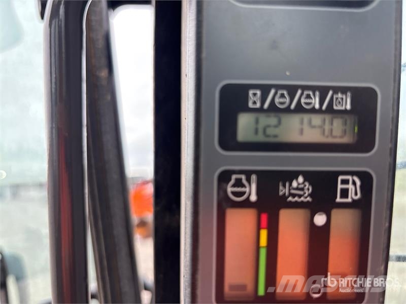 CASE SV340 Skid steer loaders