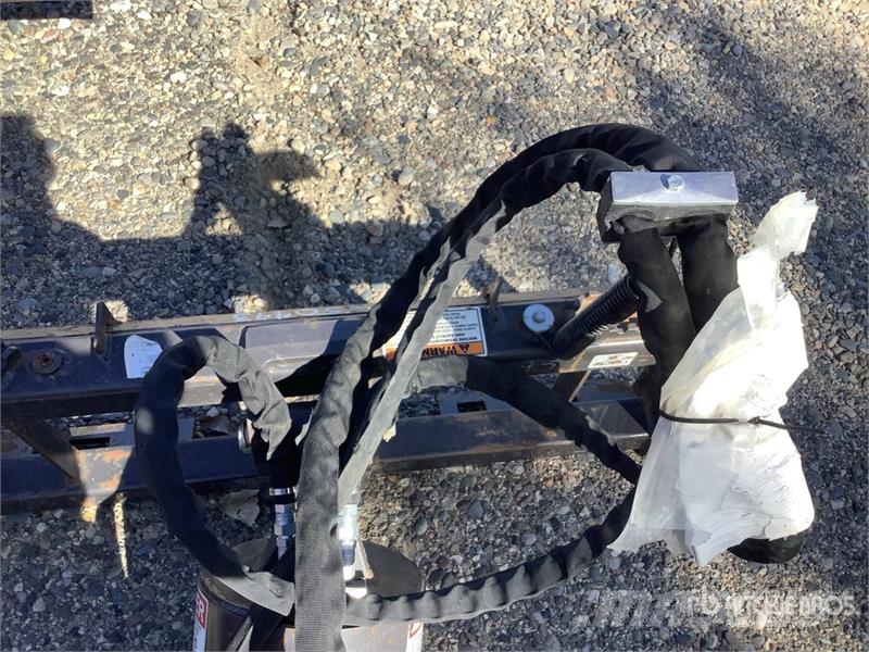 CASE X1475 24 in Skid Steer Auger Brocas
