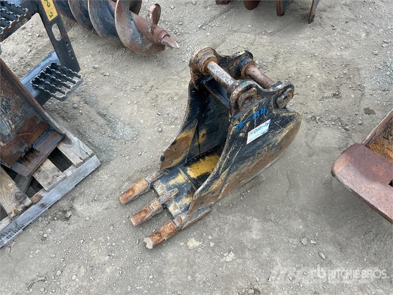 CAT 12 in 0.06 cyd Digging Excavator Bucket 鏟斗