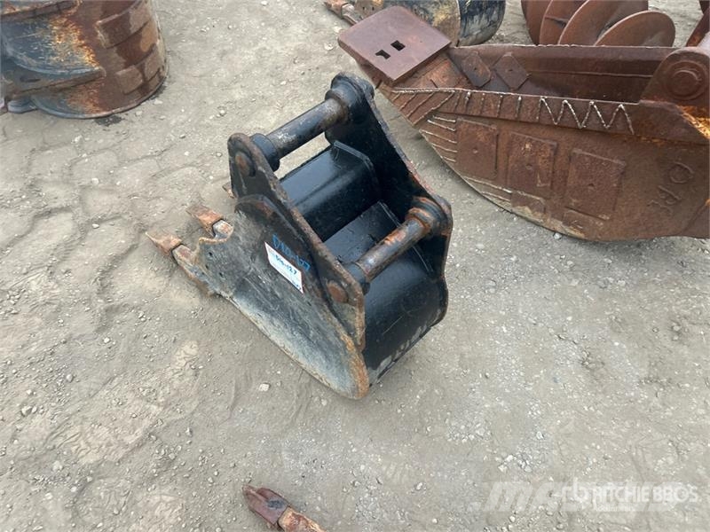CAT 12 in Digging Excavator Bucket - Fits Cat 305.5ECR 挖斗