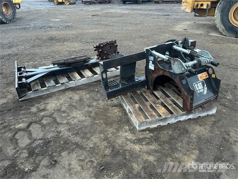 CAT 12 in Skid Steer Planer (Inoperable) Other components