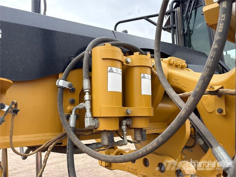 CAT 12M2 AWD AWD Motor Grader Грейдеры