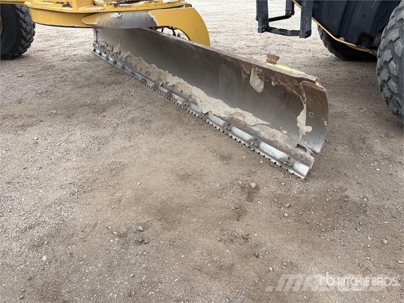 CAT 12M2 AWD AWD Motor Grader Грейдеры