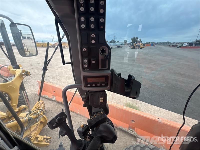 CAT 12M2 AWD AWD Motor Grader Грейдеры
