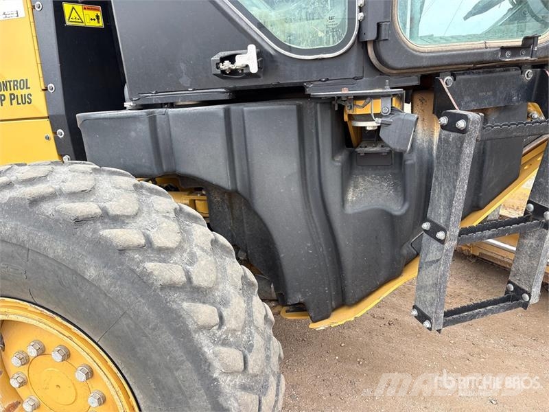 CAT 12M2 AWD AWD Motor Grader Грейдеры
