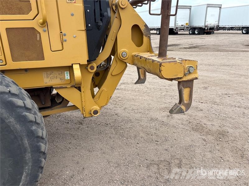 CAT 12M2 AWD AWD Motor Grader Грейдеры