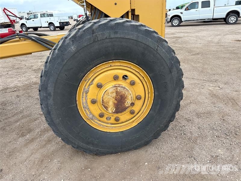 CAT 12M2 AWD AWD Motor Grader Грейдеры