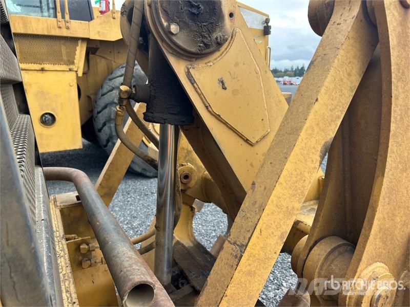 CAT 140H Motor Grader Grejdery