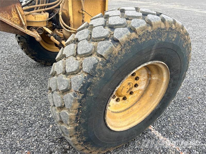 CAT 140H Motor Grader Grejdery