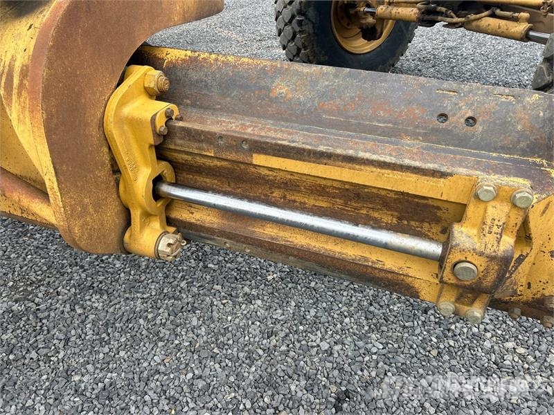 CAT 140H Motor Grader Grejdery