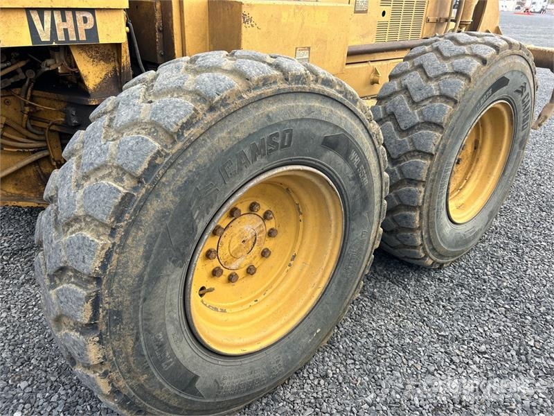 CAT 140H Motor Grader Grejdery