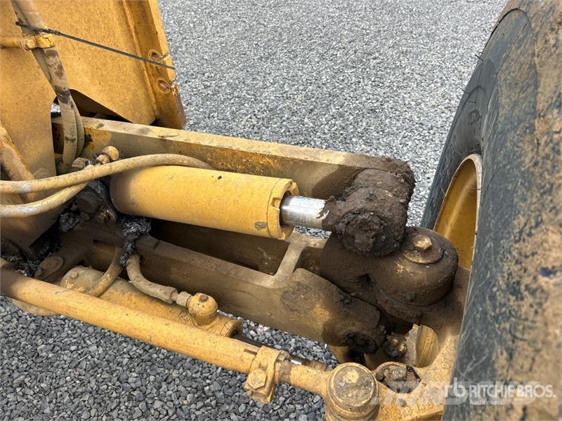 CAT 140H Motor Grader Grejdery