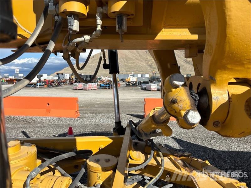 CAT 140M2 AWD Motor Grader Gréderek