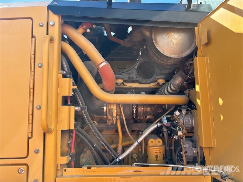 CAT 140M2 AWD Motor Grader Gréderek