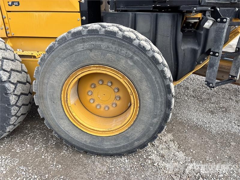 CAT 140M2 AWD Motor Grader Gréderek