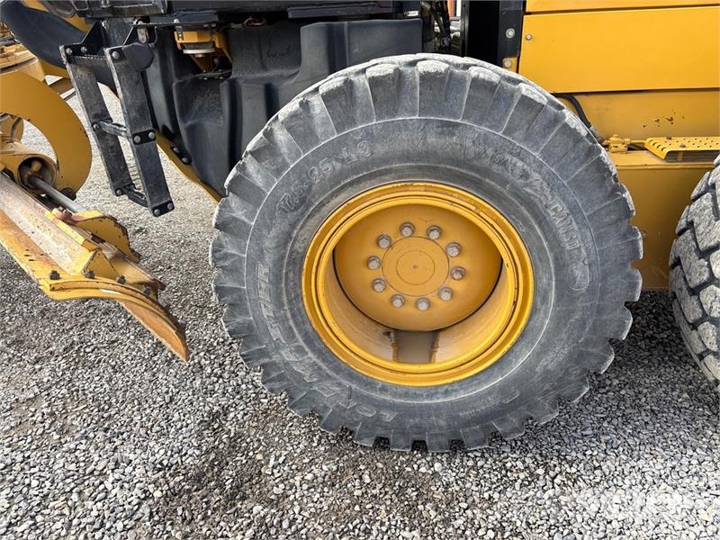 CAT 140M2 AWD Motor Grader Gréderek