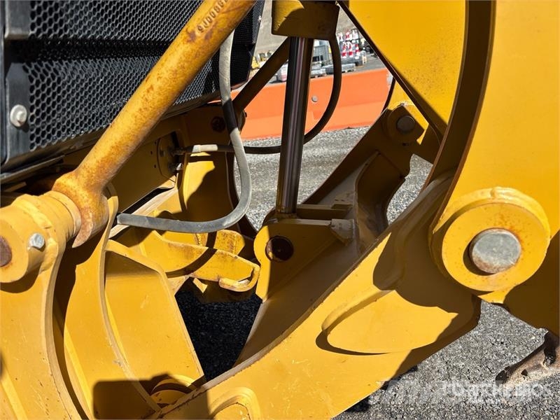 CAT 140M2 AWD Motor Grader Gréderek