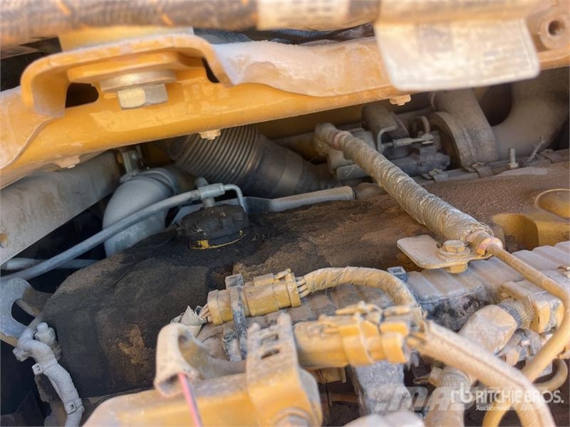 CAT 140M2 Motor Grader معدات تمهيد الطرق