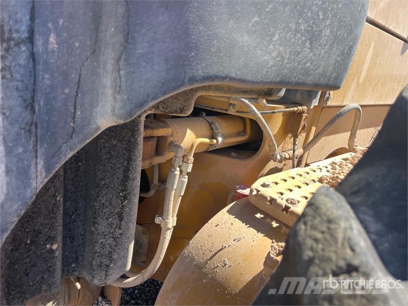 CAT 140M3 Motor Grader Grederji