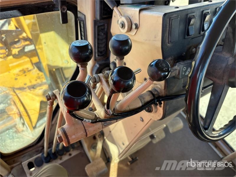 CAT 143H AWD Motor Grader Niveleuse