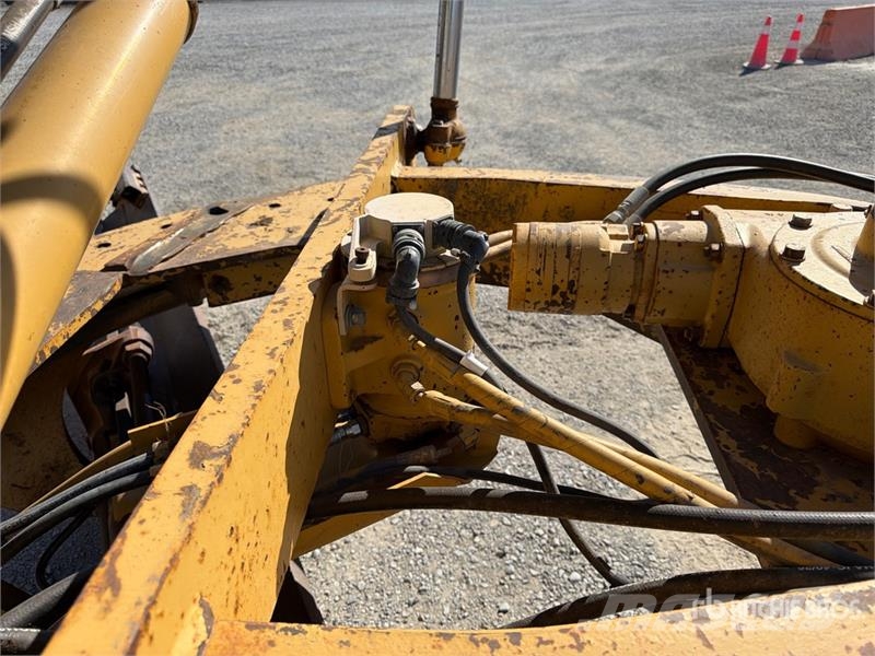 CAT 160H Motor Grader Gréderek