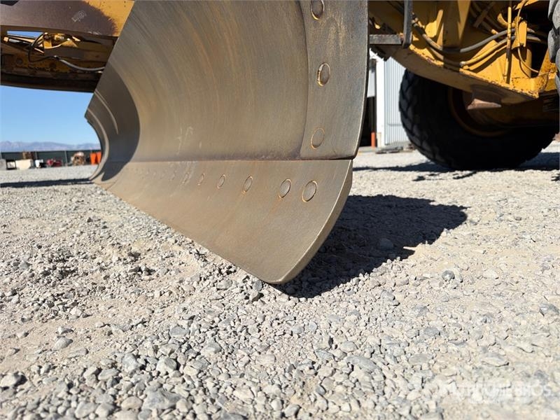 CAT 160H Motor Grader Gréderek