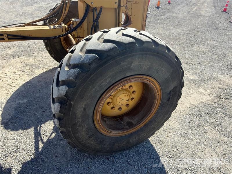 CAT 160H Motor Grader Gréderek