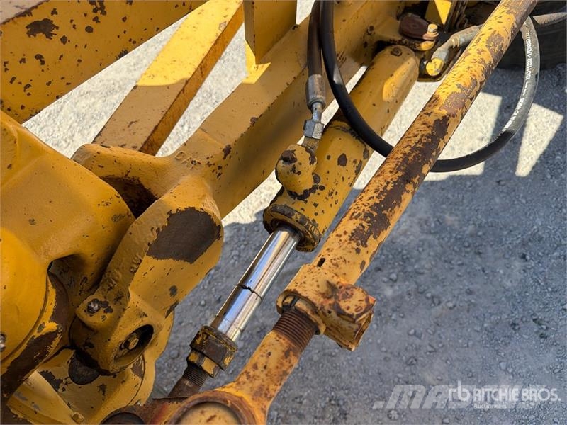 CAT 160H Motor Grader Gréderek