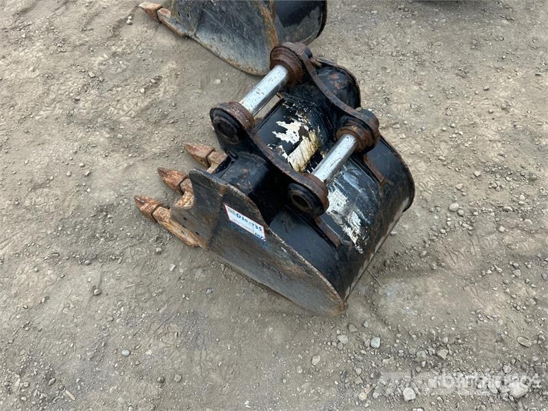 CAT 18 in Digging Excavator Bucket Buckets