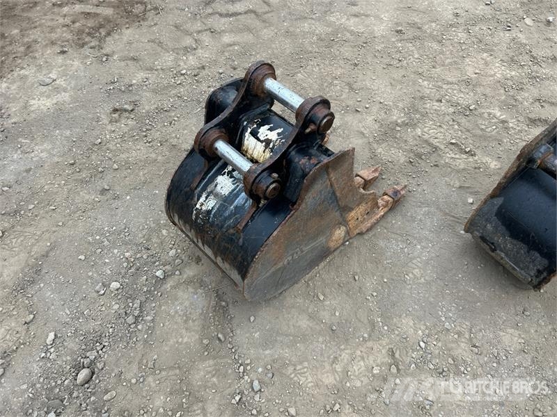 CAT 18 in Digging Excavator Bucket Buckets