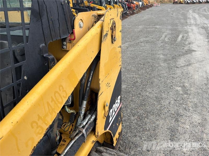 CAT 226B Minilæsser - skridstyret