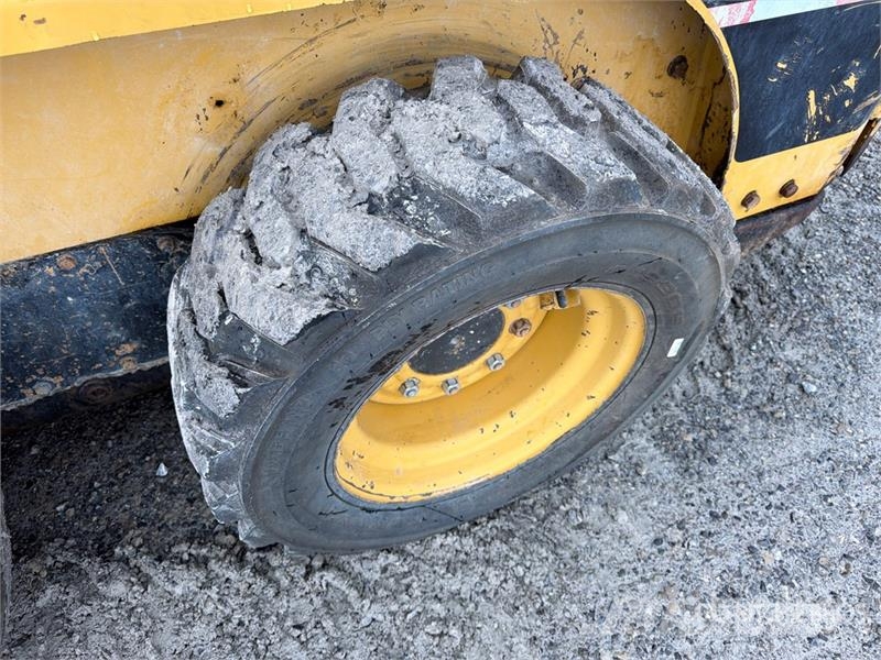 CAT 226B Minilæsser - skridstyret