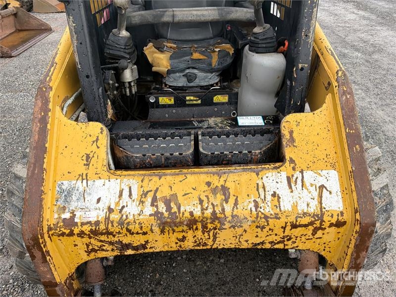 CAT 226B Minilæsser - skridstyret