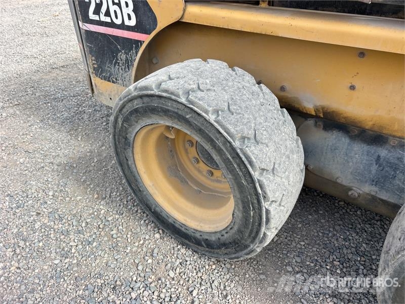 CAT 226B Šmykom riadené nakladače