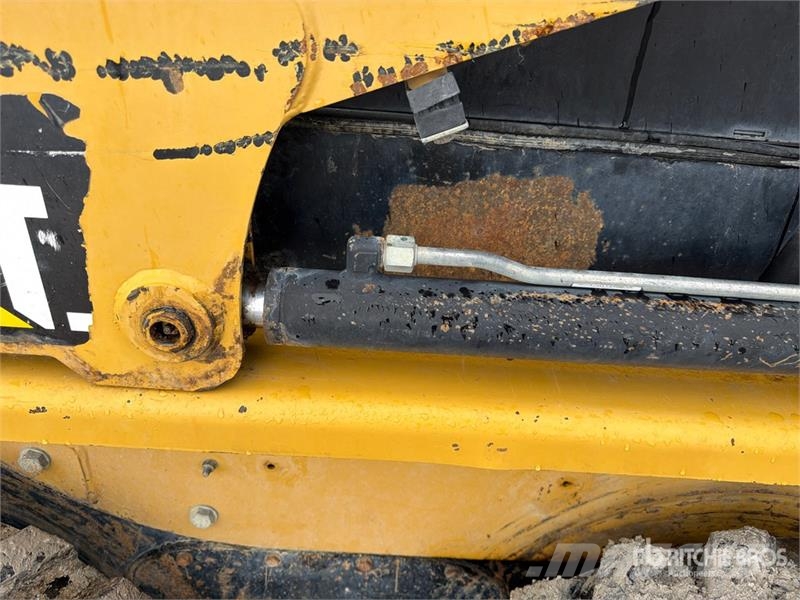 CAT 226B Minilæsser - skridstyret