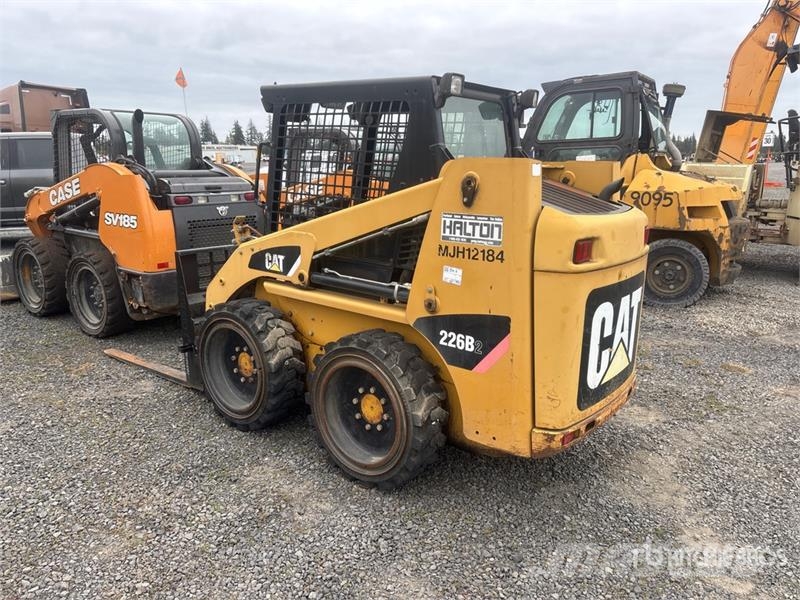 CAT 226B2 Schrankladers